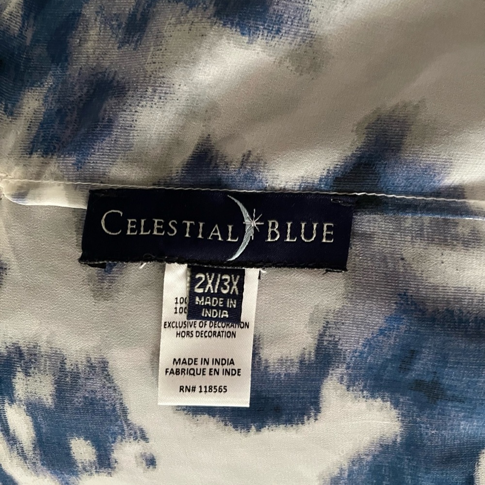 Blue and White Long Kimono - Picture 2 of 3